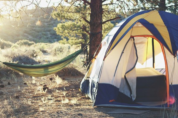 Comment organiser un camping pour une expédition de kayak en mer Égée?